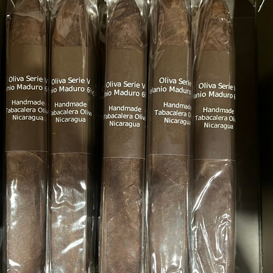 Cigar- Oliva Serie V Melanie Maduo 6.5 x 52