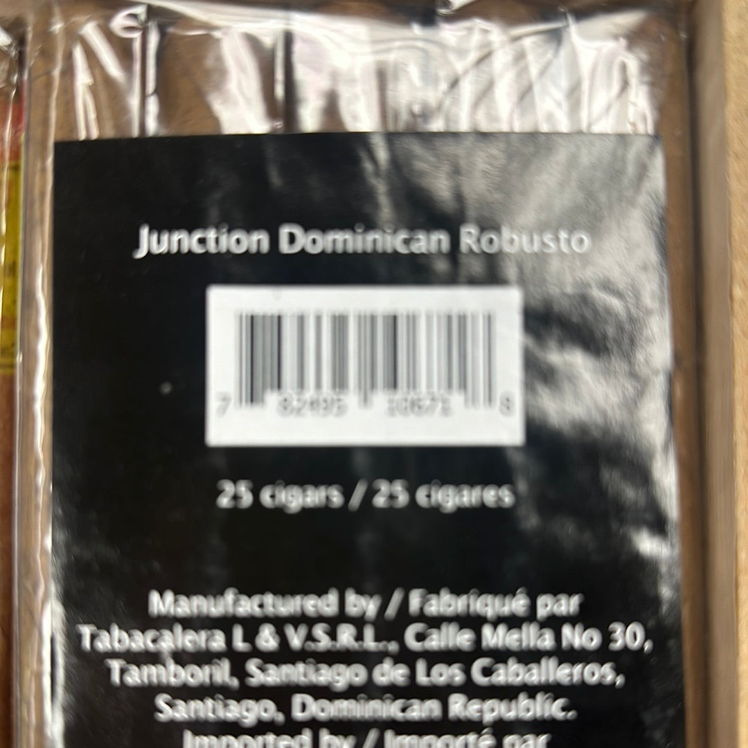 Cigar ~ Junction Dominican Robusto